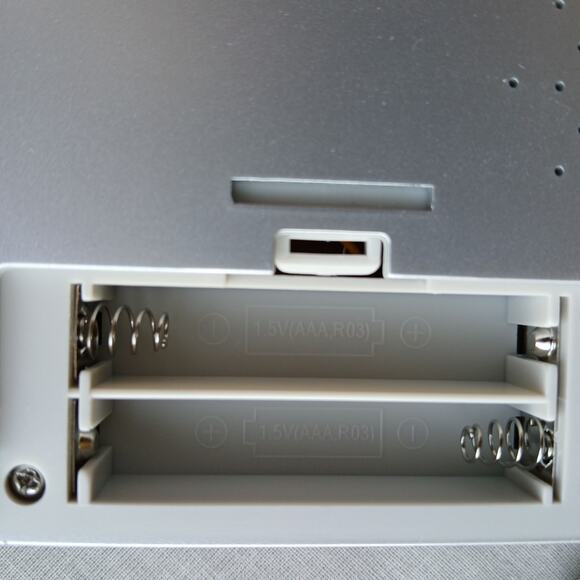 Mega Screen Electronic 7in1 Poker Handheld Game batteries not included (2 AAA) - Picture 5 of 8